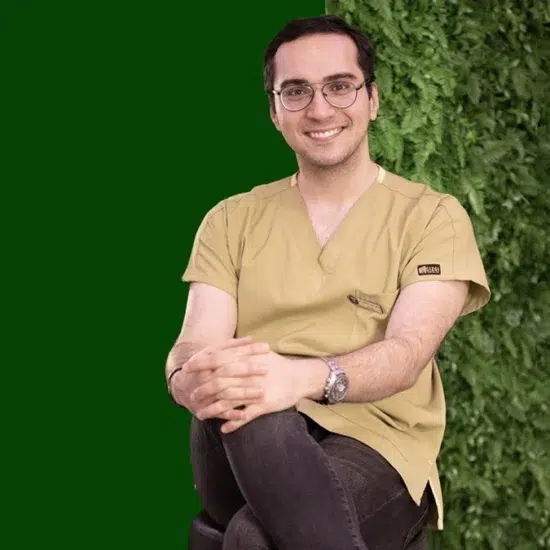 گفتگو با دکتر سپهر محمودی آذر