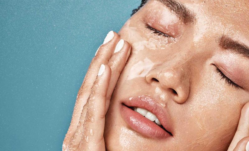 ترفندهای میکاپ آرتیست‌ها برای پوشاندن جوش صورت