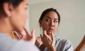لکه‌های سفید روی پوست کمبود کدام ویتامین