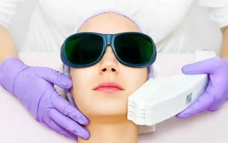 قیمت دستگاه IPL (نور پالسی شدید)